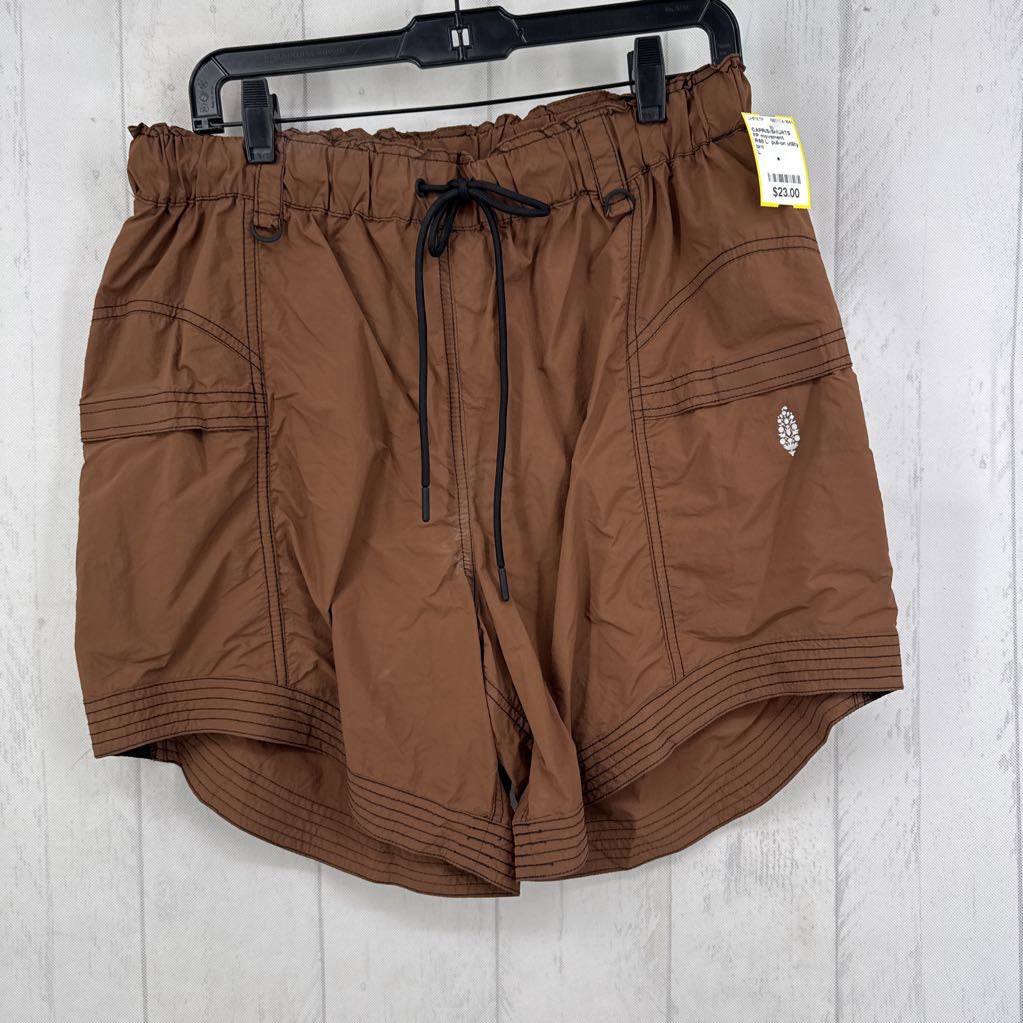 R68 L pull-on utility shorts