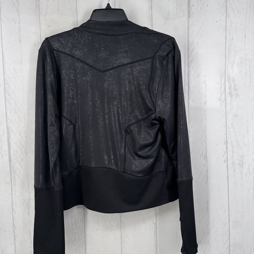 L zip-up jacket