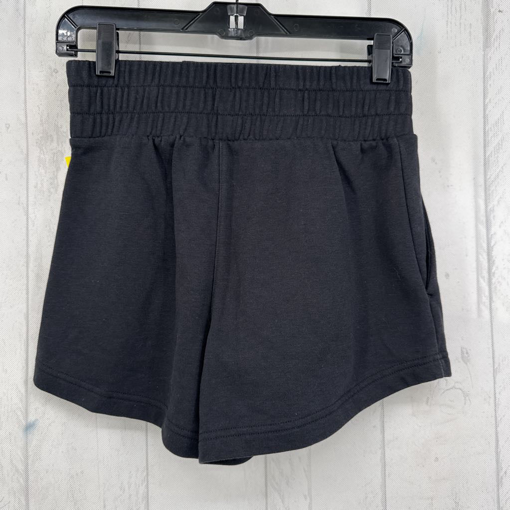 S pull-on shorts