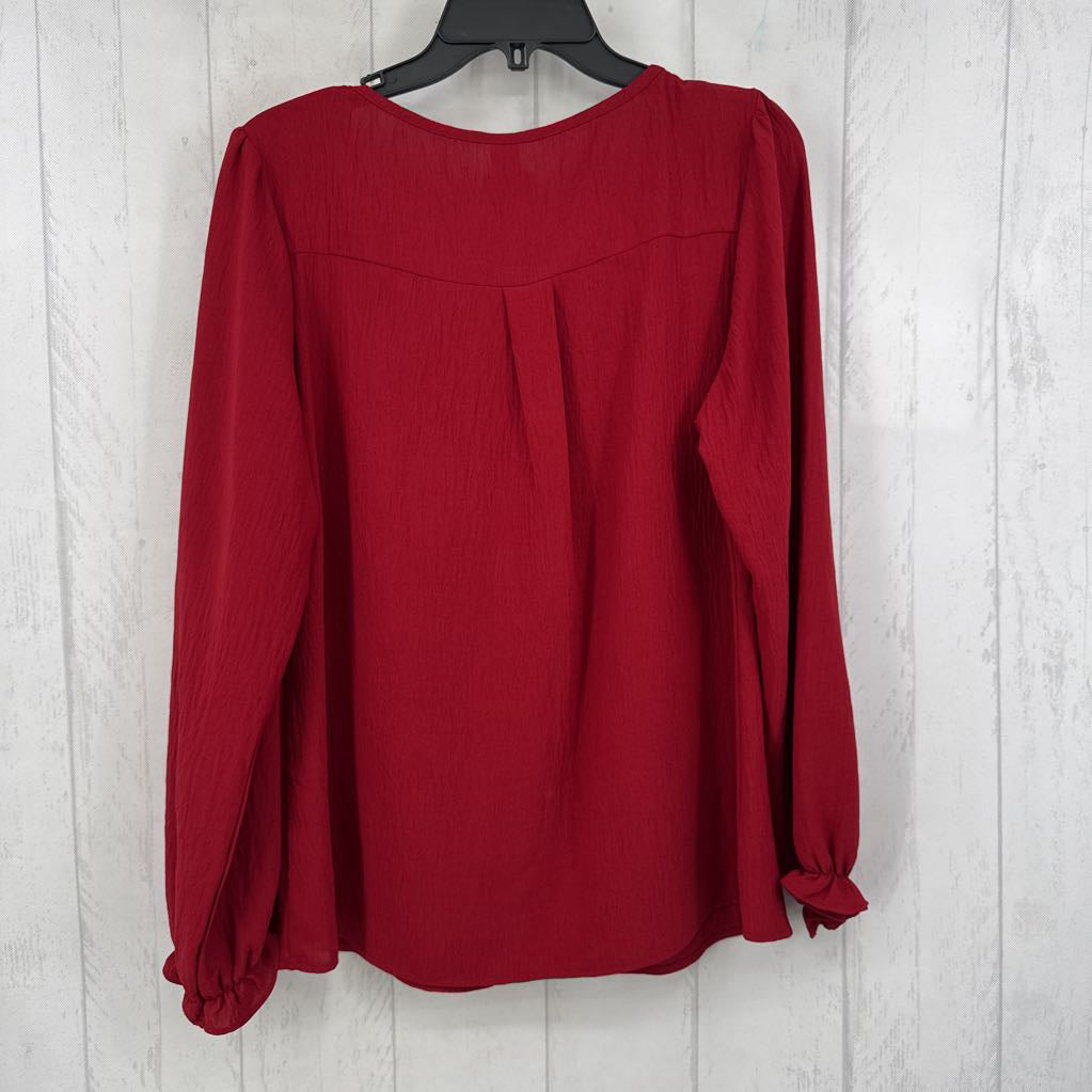 L split neck l/s top