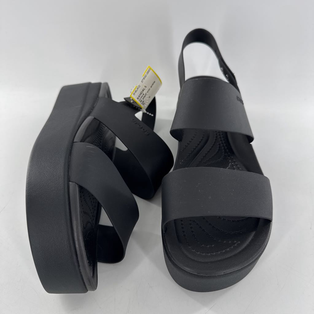 10 platform ankle strap croc sandal