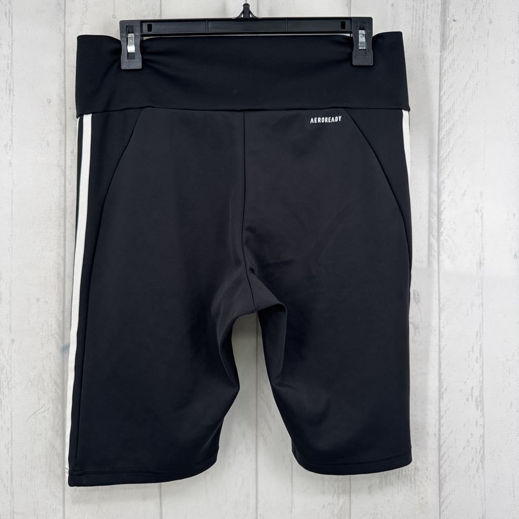 L hi-rise biker shorts