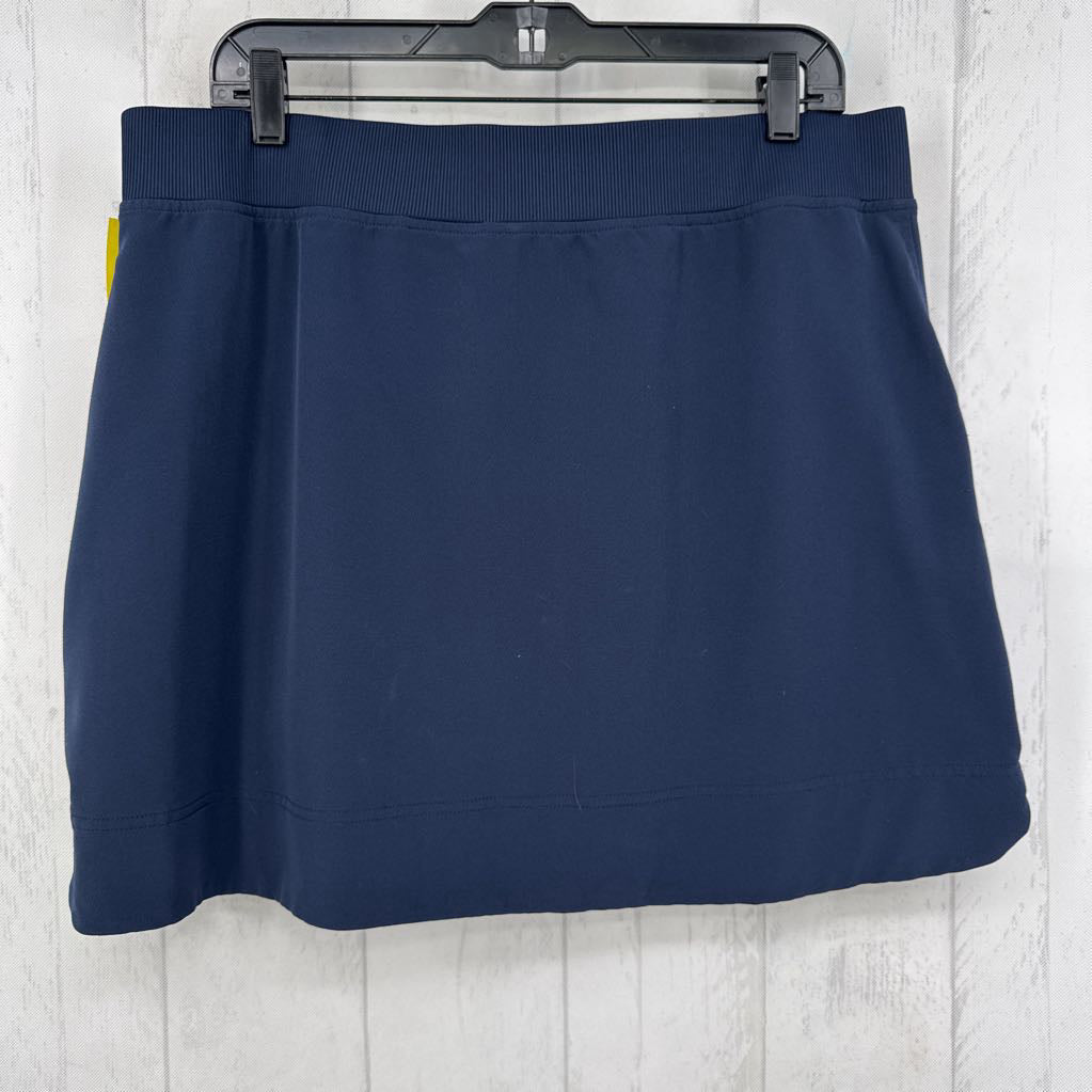 L pull-on skort