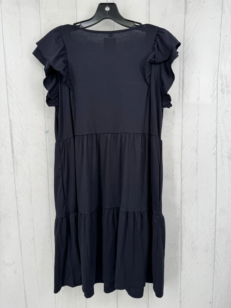 M v-neck ruffled slv dress