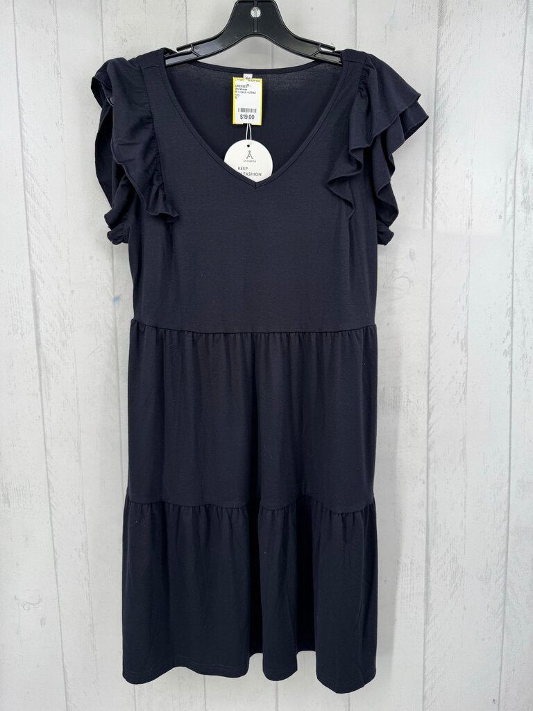 M v-neck ruffled slv dress