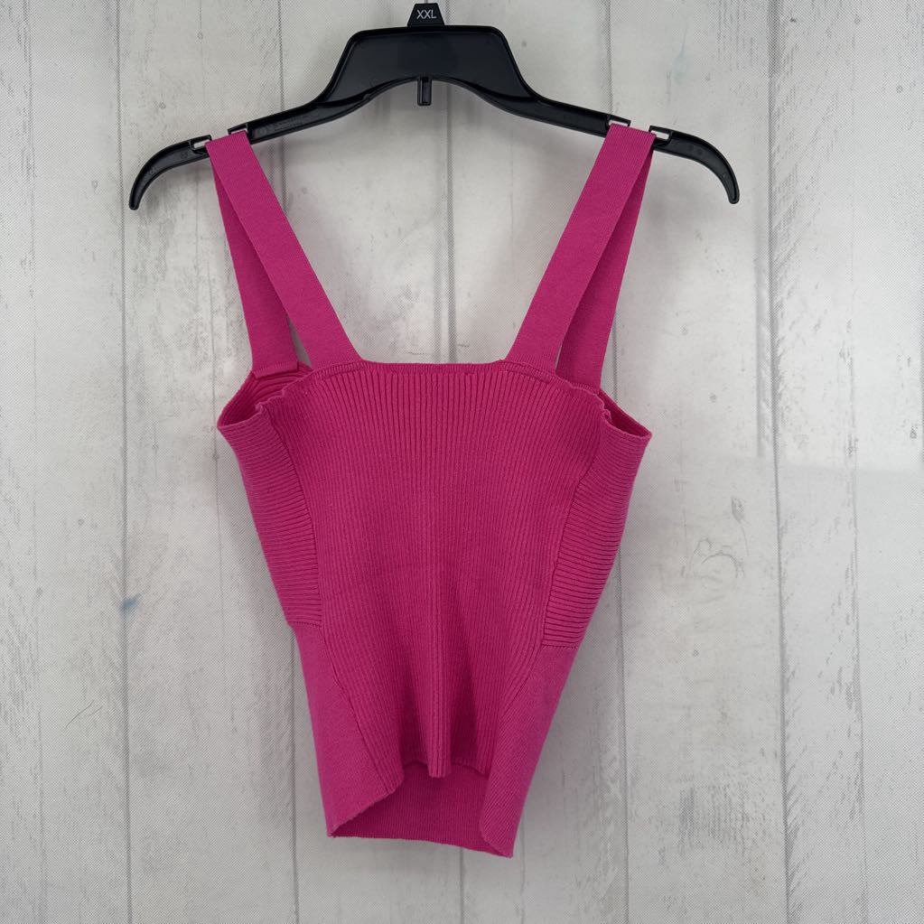 M ribbed twist tank