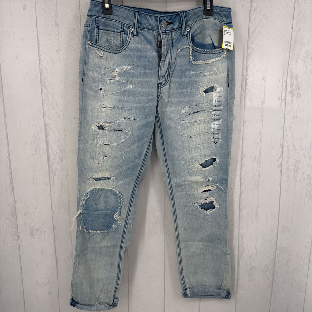 R60 6 low-rise tomgirl jean