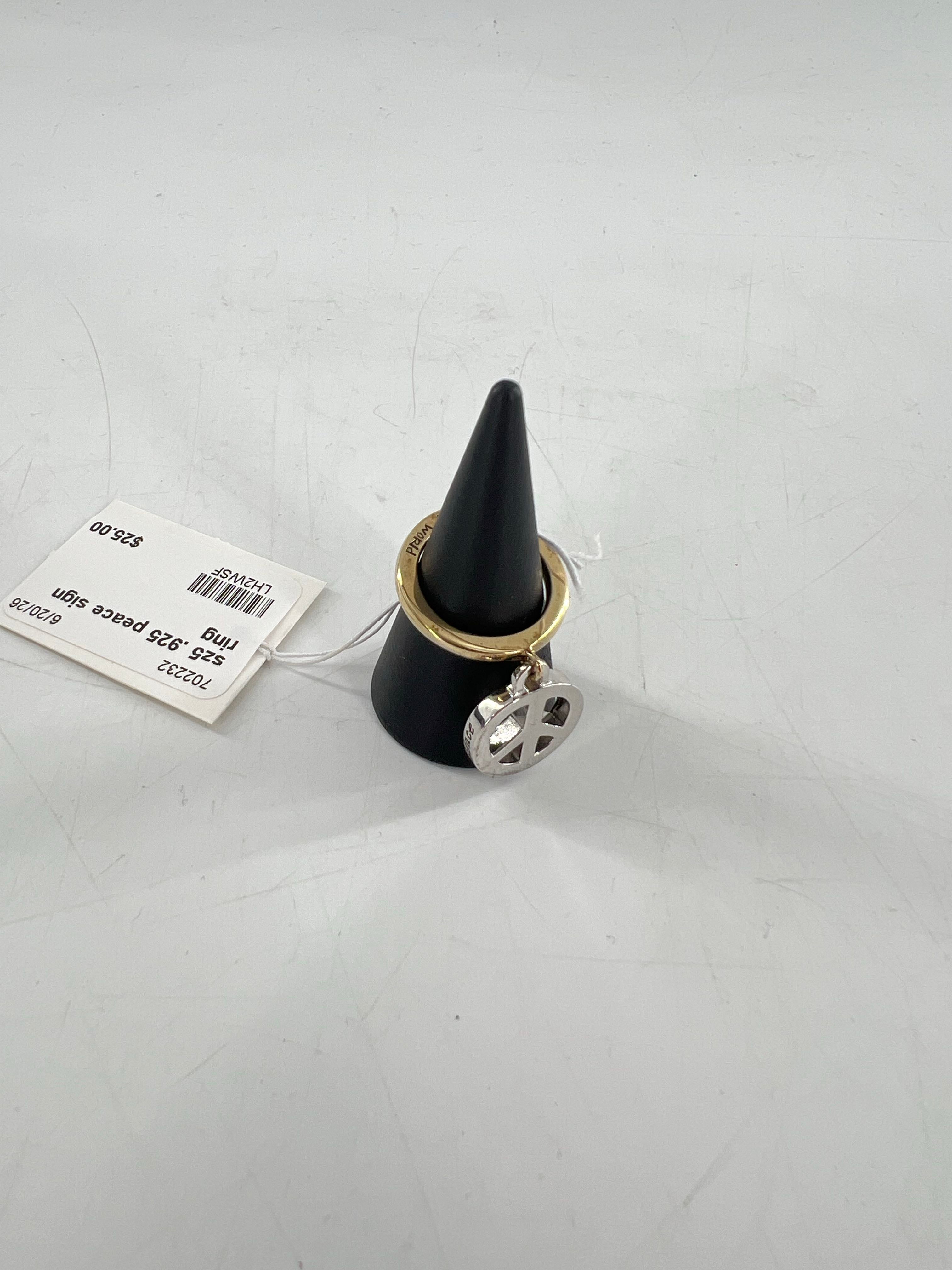sz5 .925 peace sign ring