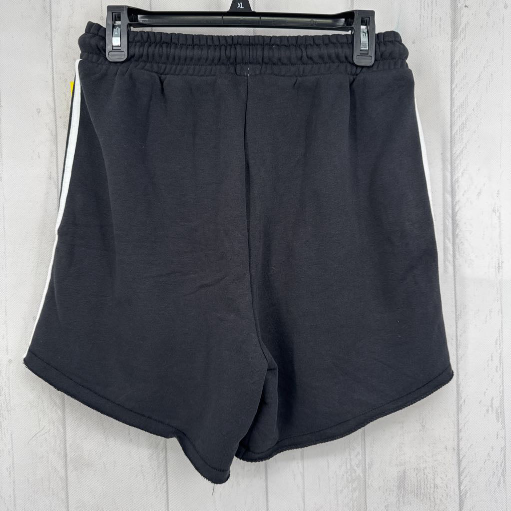 M 3-stripe shorts