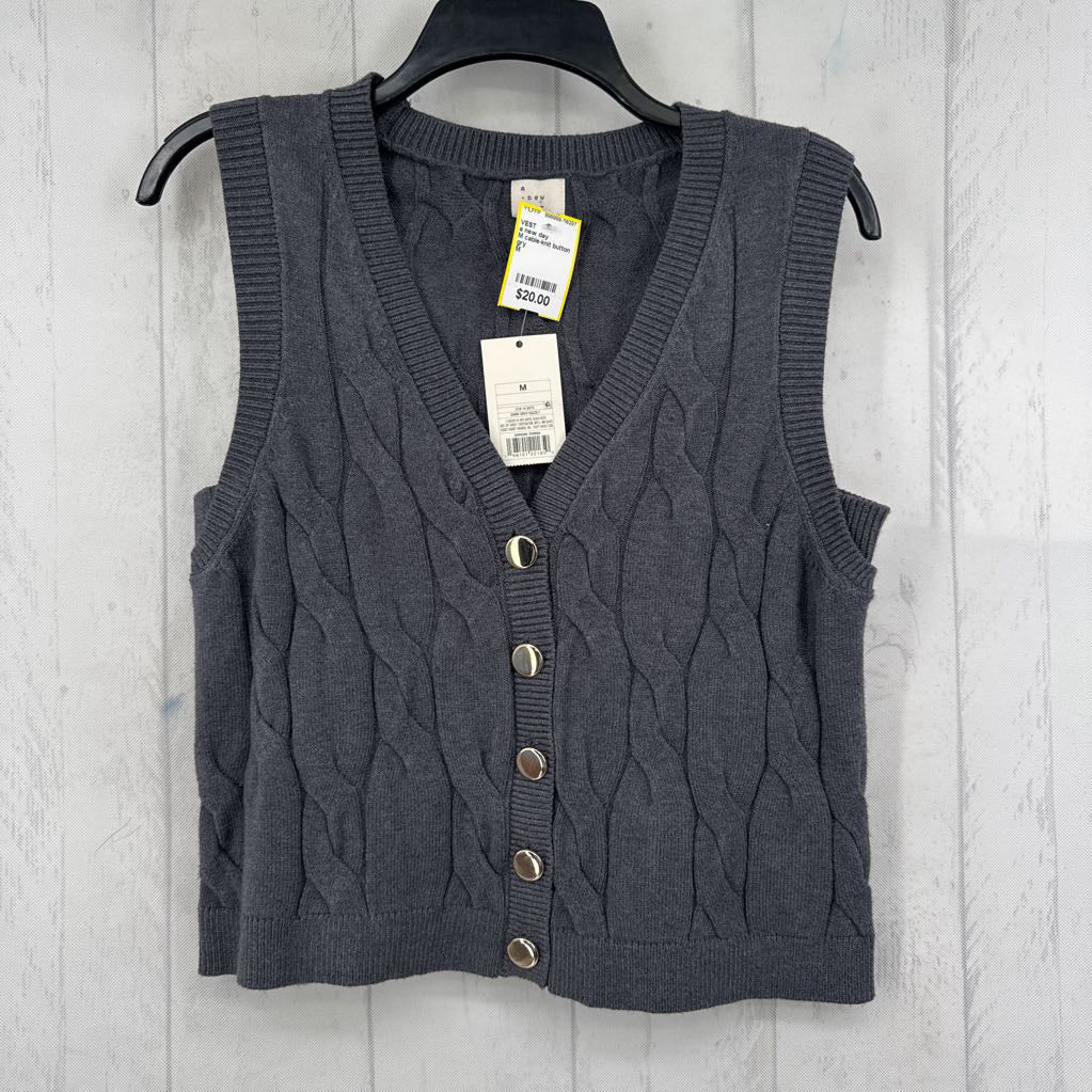 M cable-knit button down sweater vest