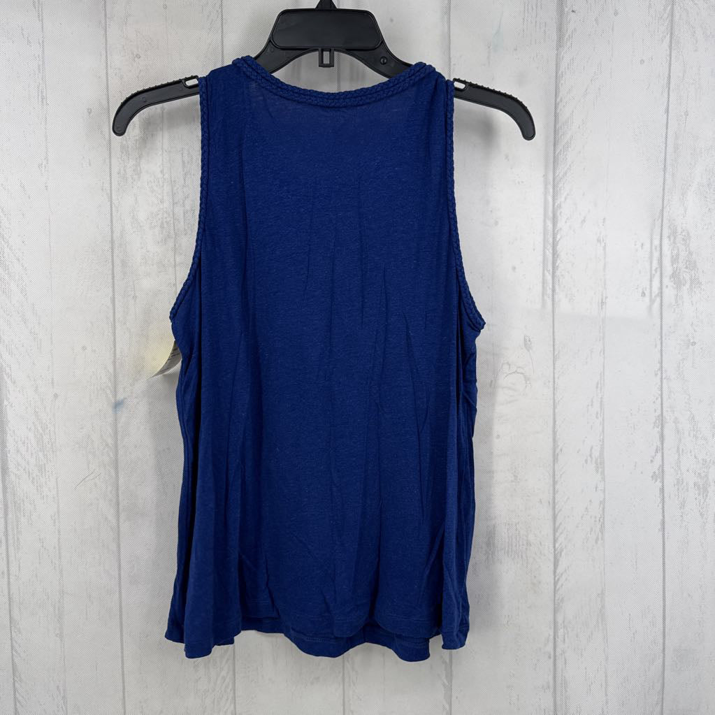 L scoop neck tank