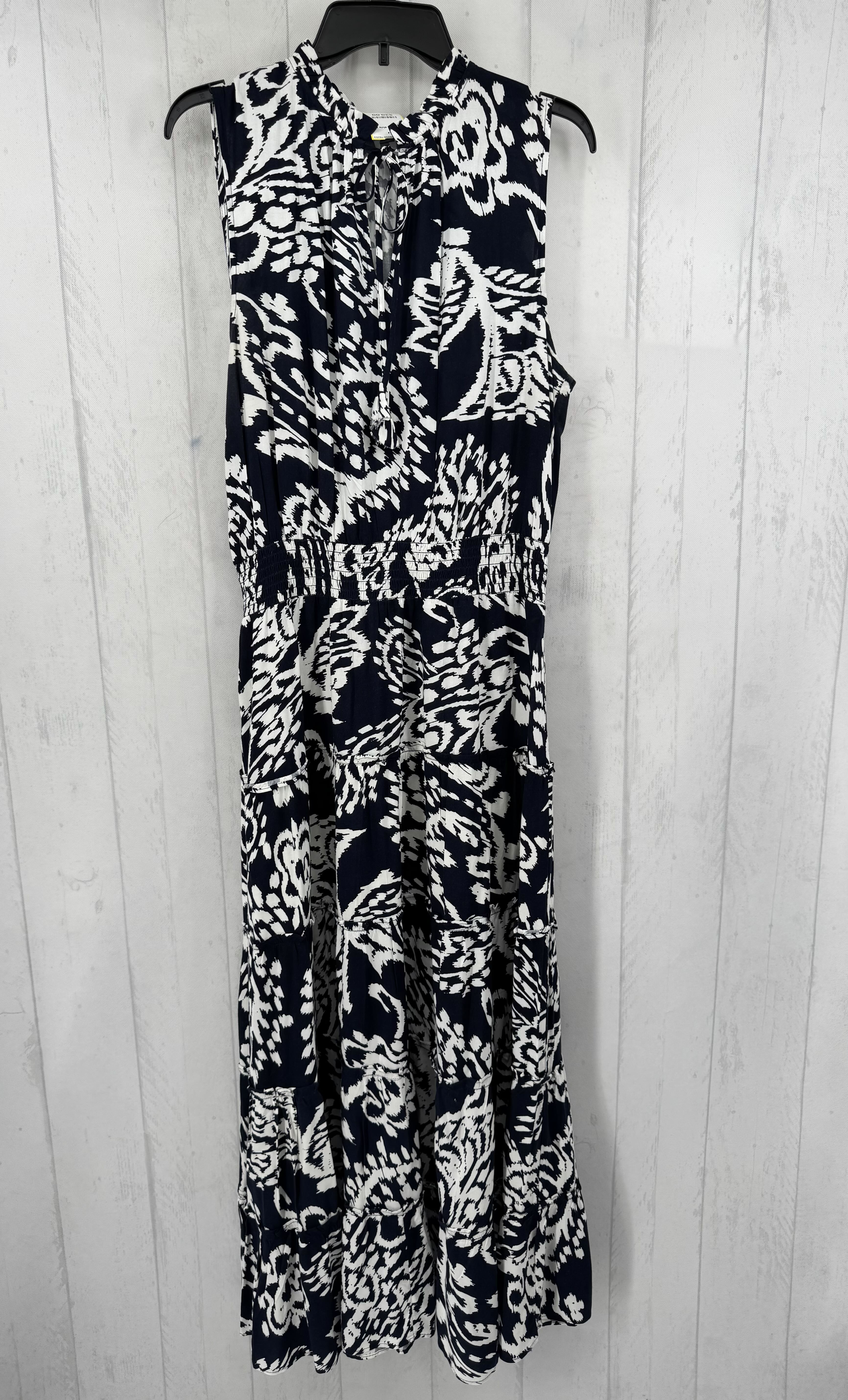 XL printed slvls tie front maxi dress