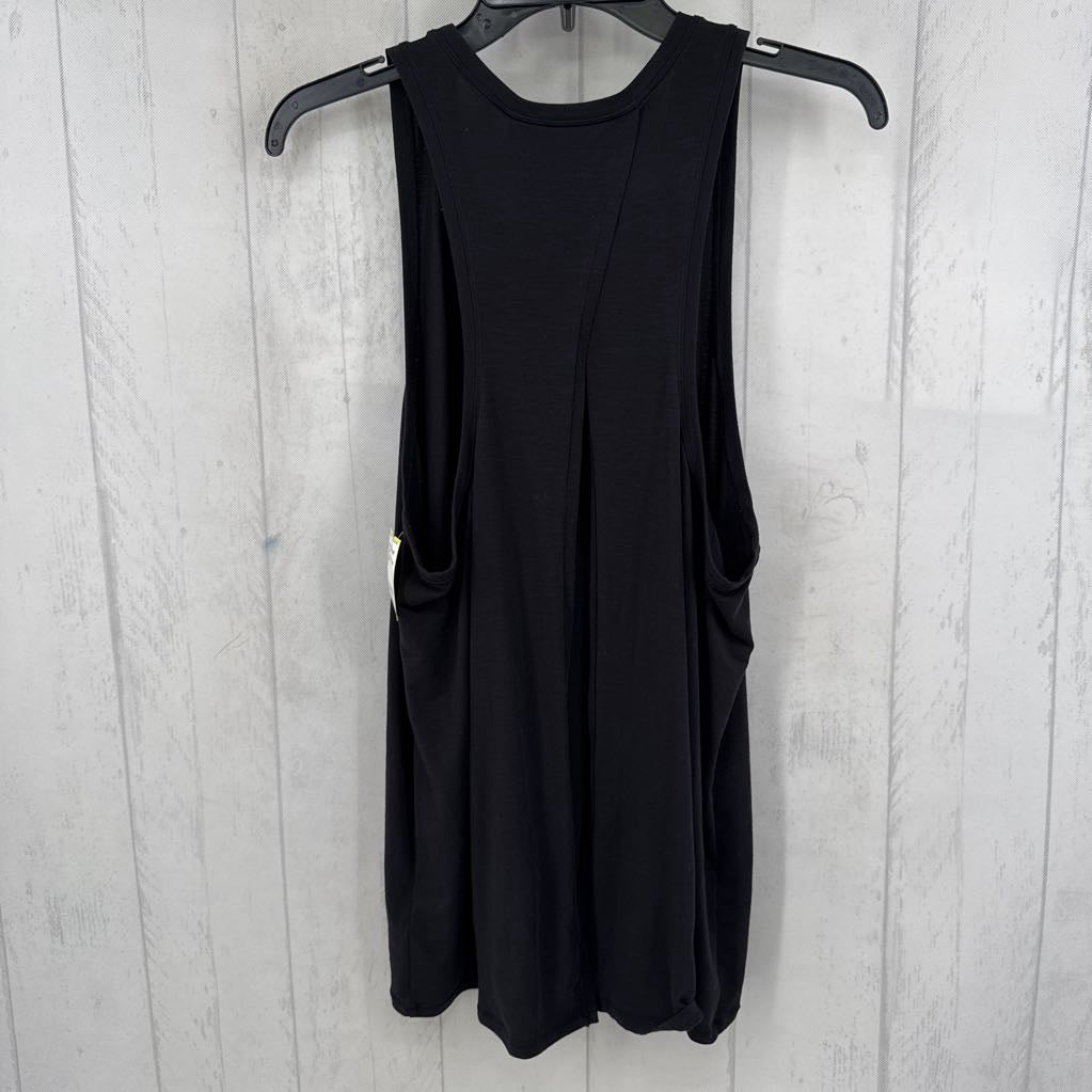 L round neck tank
