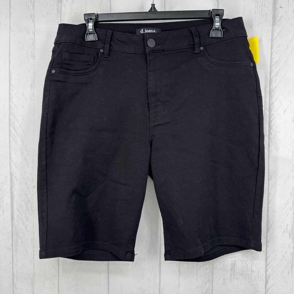 12 bermuda shorts