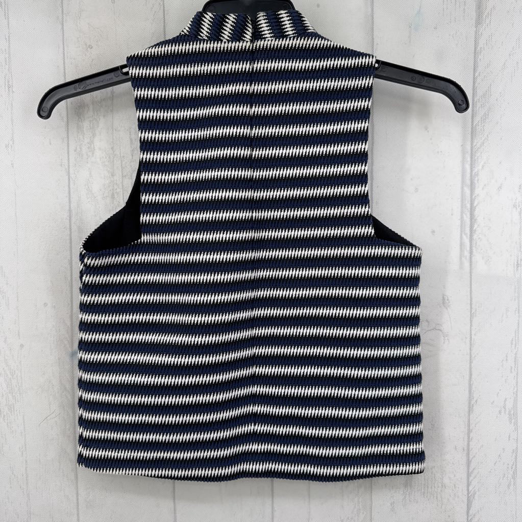 2 woven mockneck tank