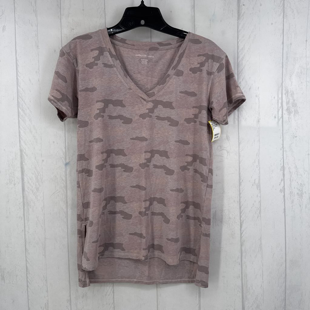 XS s/s camo v-neck top