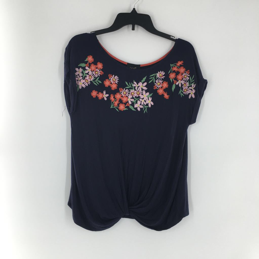 L flo embroidered gathered hem s/s top