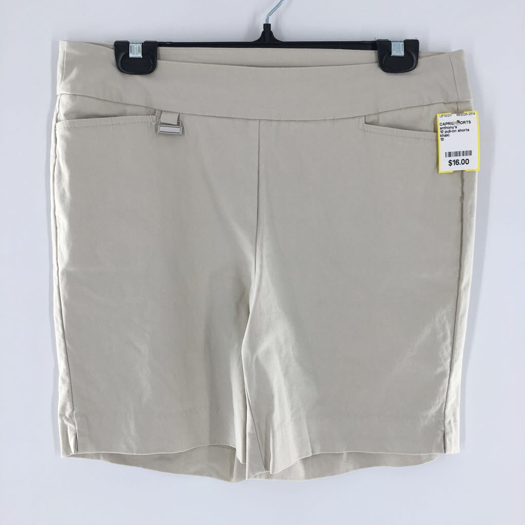 10 pull-on shorts