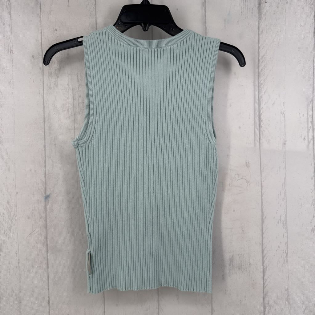 M ribbed button tank