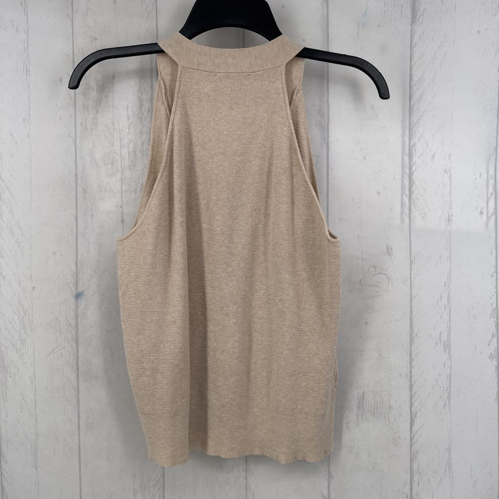 M button vest