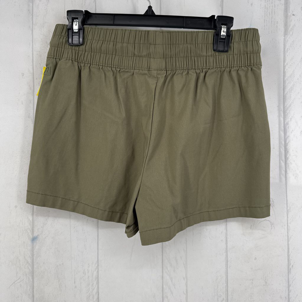 M zip pocket pull on shorts