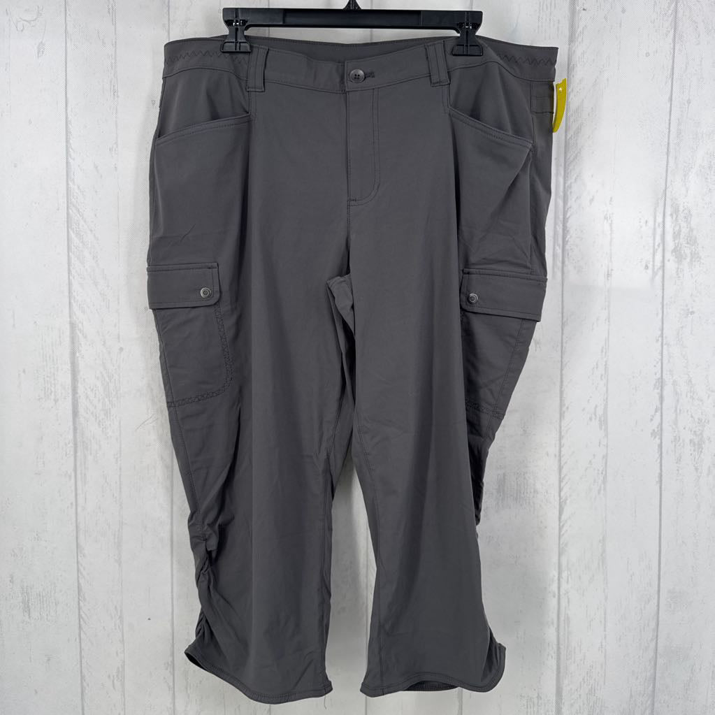 16 utility capris