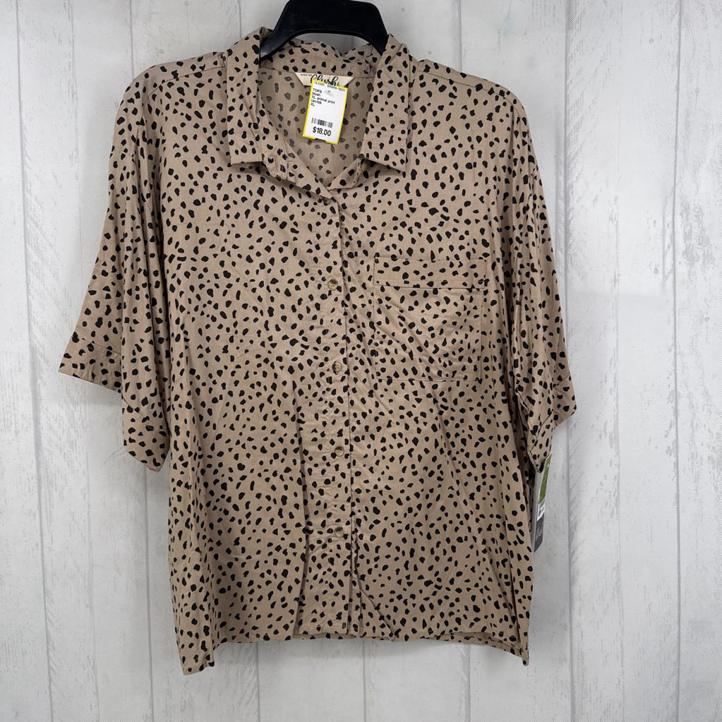 XL animal print button down s/s top