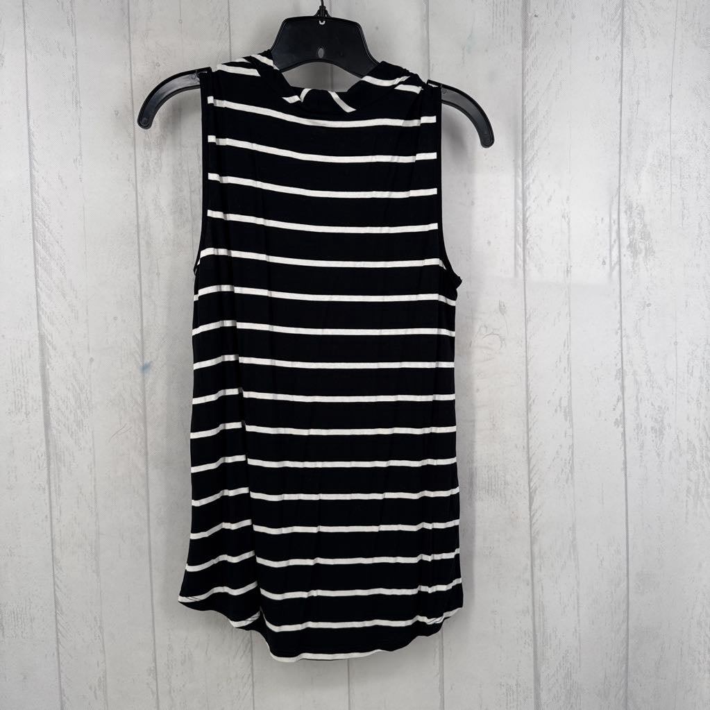 R50 M chevron striped tank