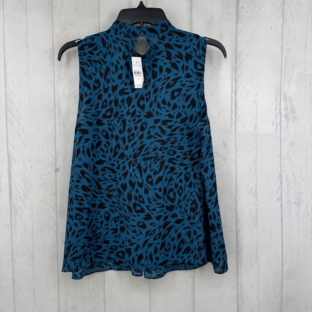 R50 S animal print mock neck pleated front tank