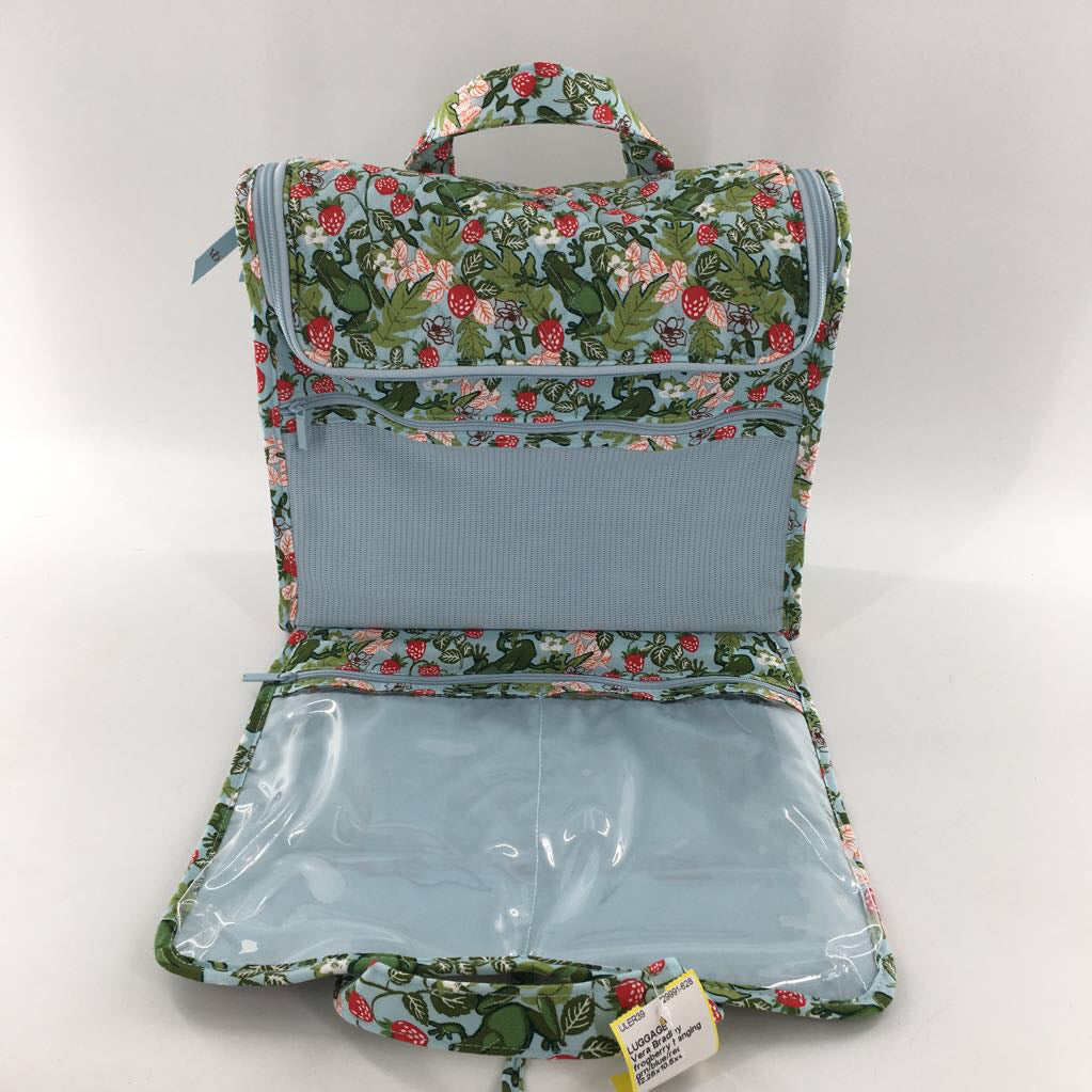 frogberry hanging travel organizer