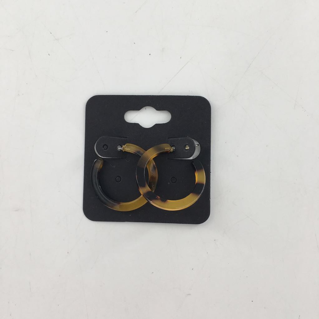 tortoise hoop earrings