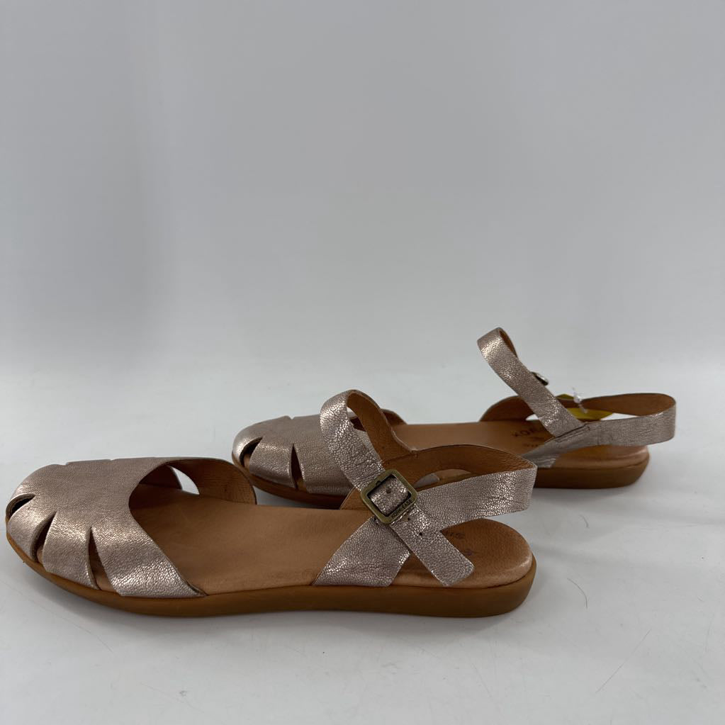 7.5 metallic ankle strap sandal