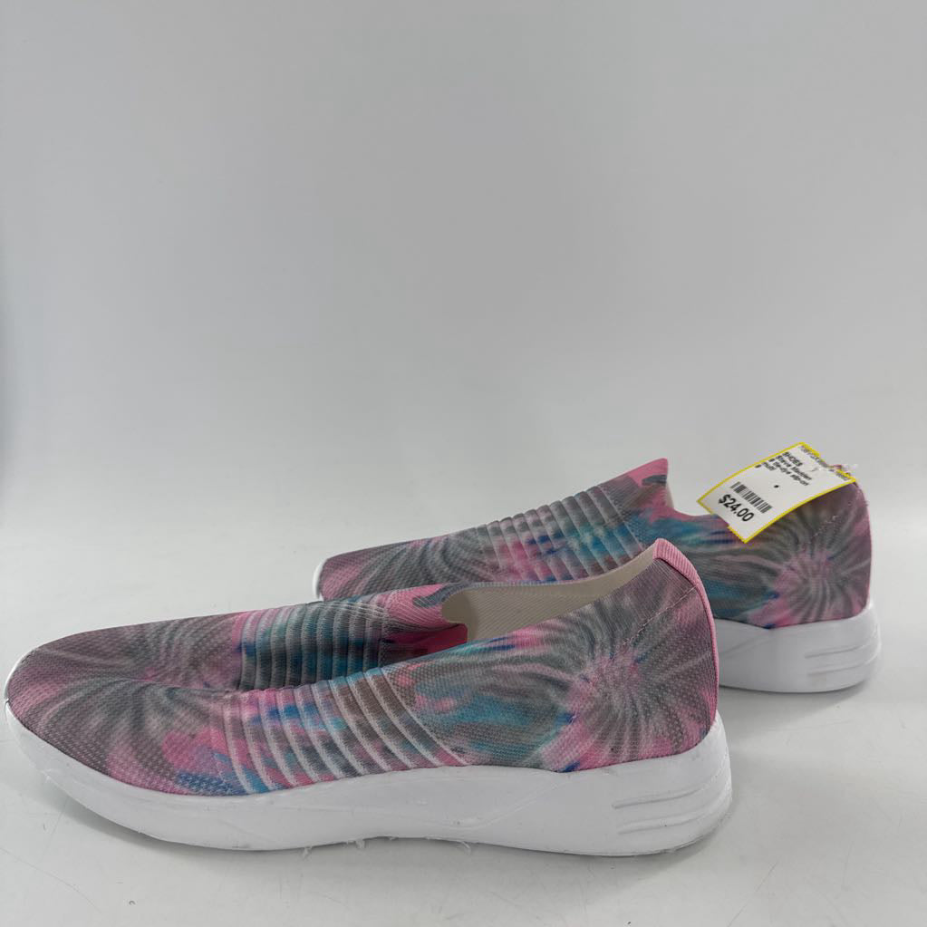9 tie-dye slip-on sneaker