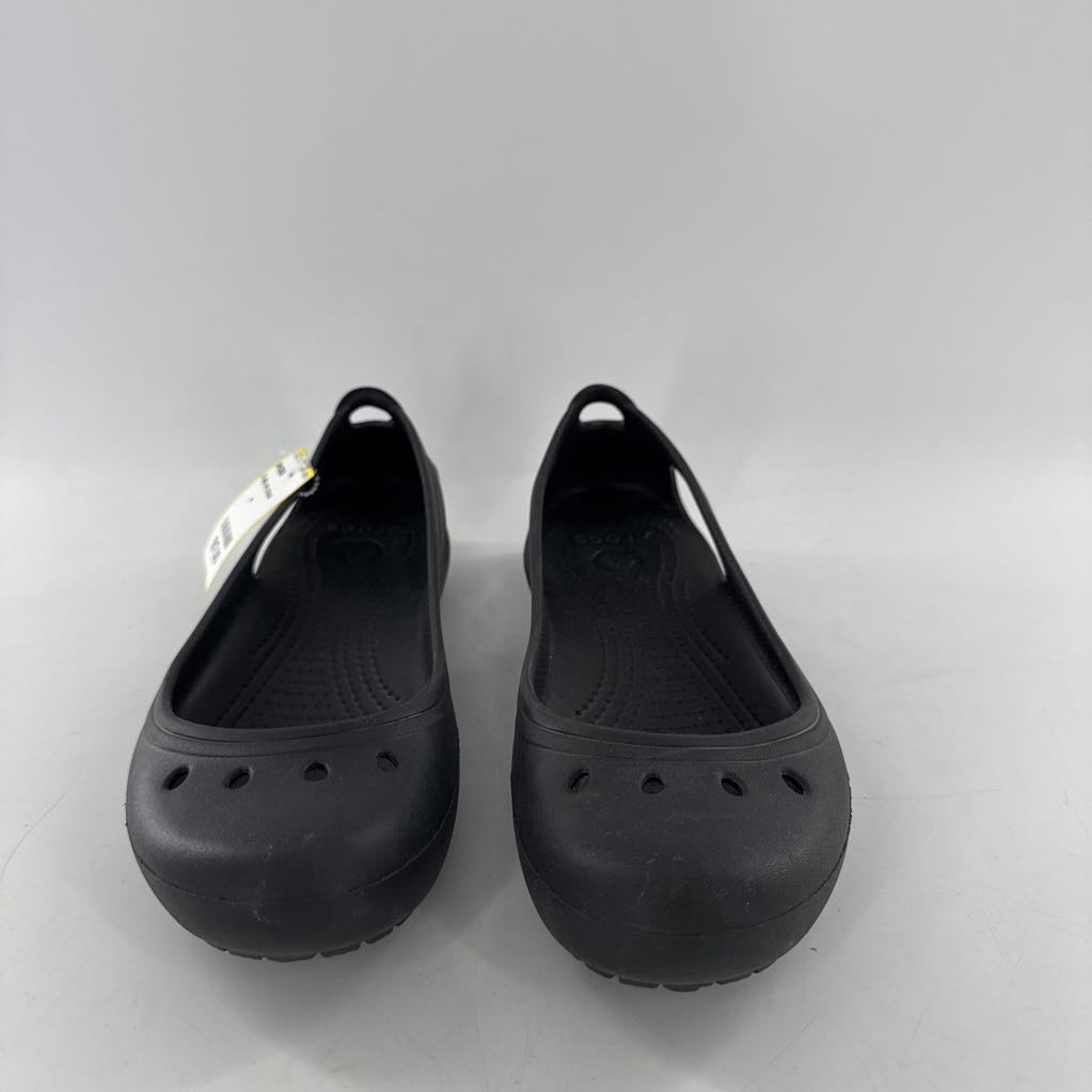 9 slip on crocs