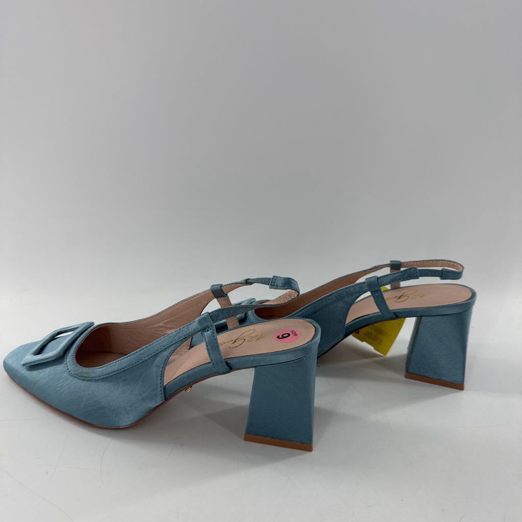 9 geometric buckle flared block heel pumps
