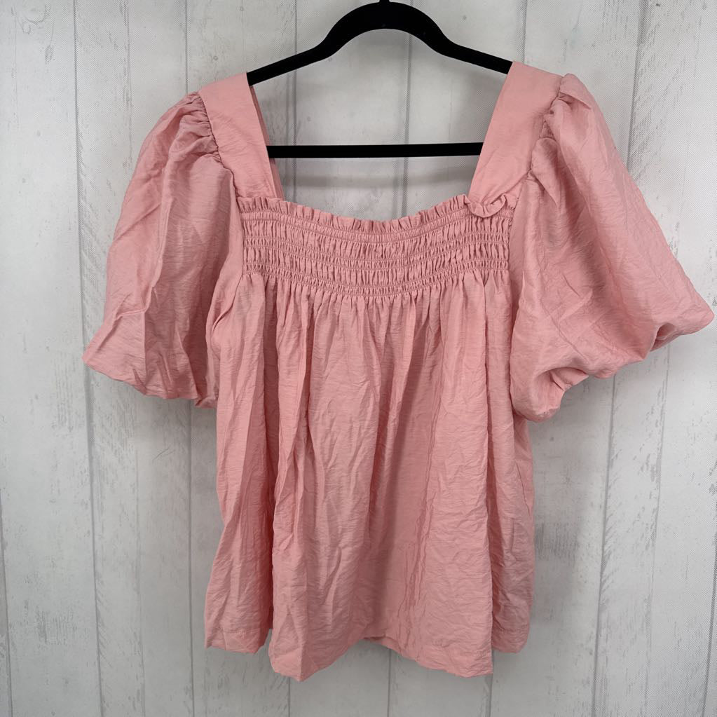 R36 1X smocked s/s top