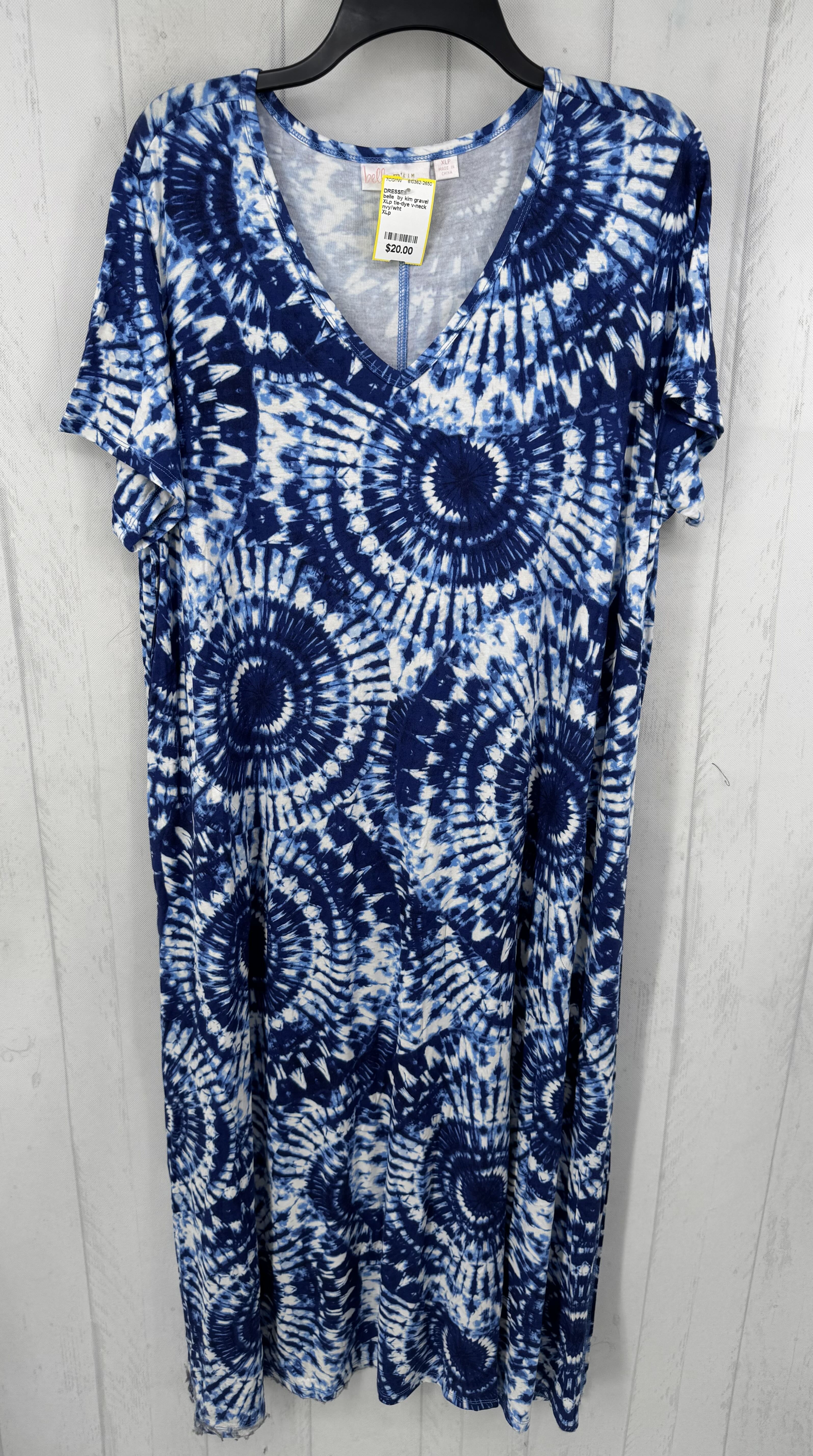 XLp tie-dye v-neck s/s dress