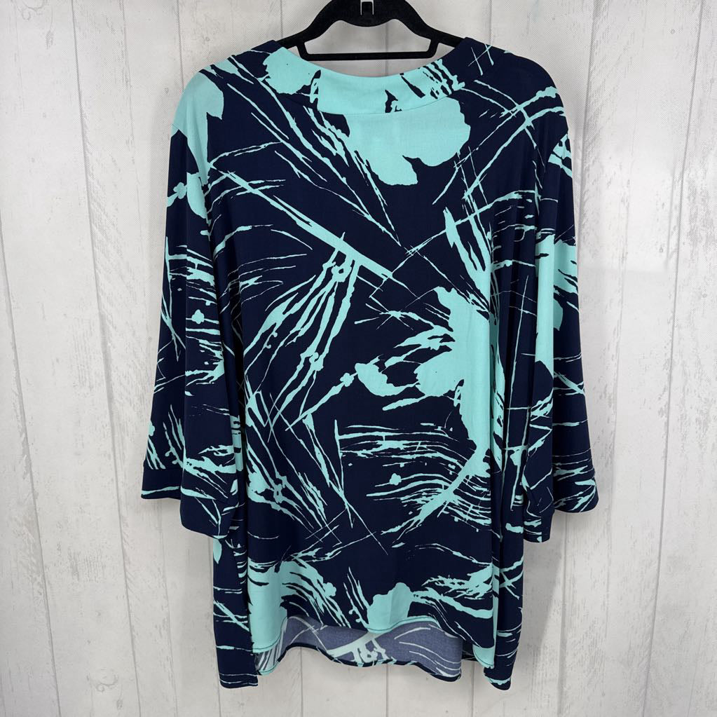 4L printed v-neck 3/4 slv top
