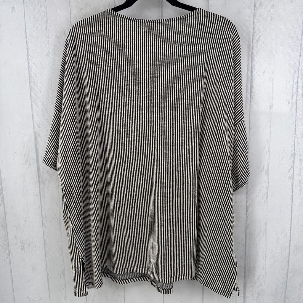 26/28 striped lace-up s/s top