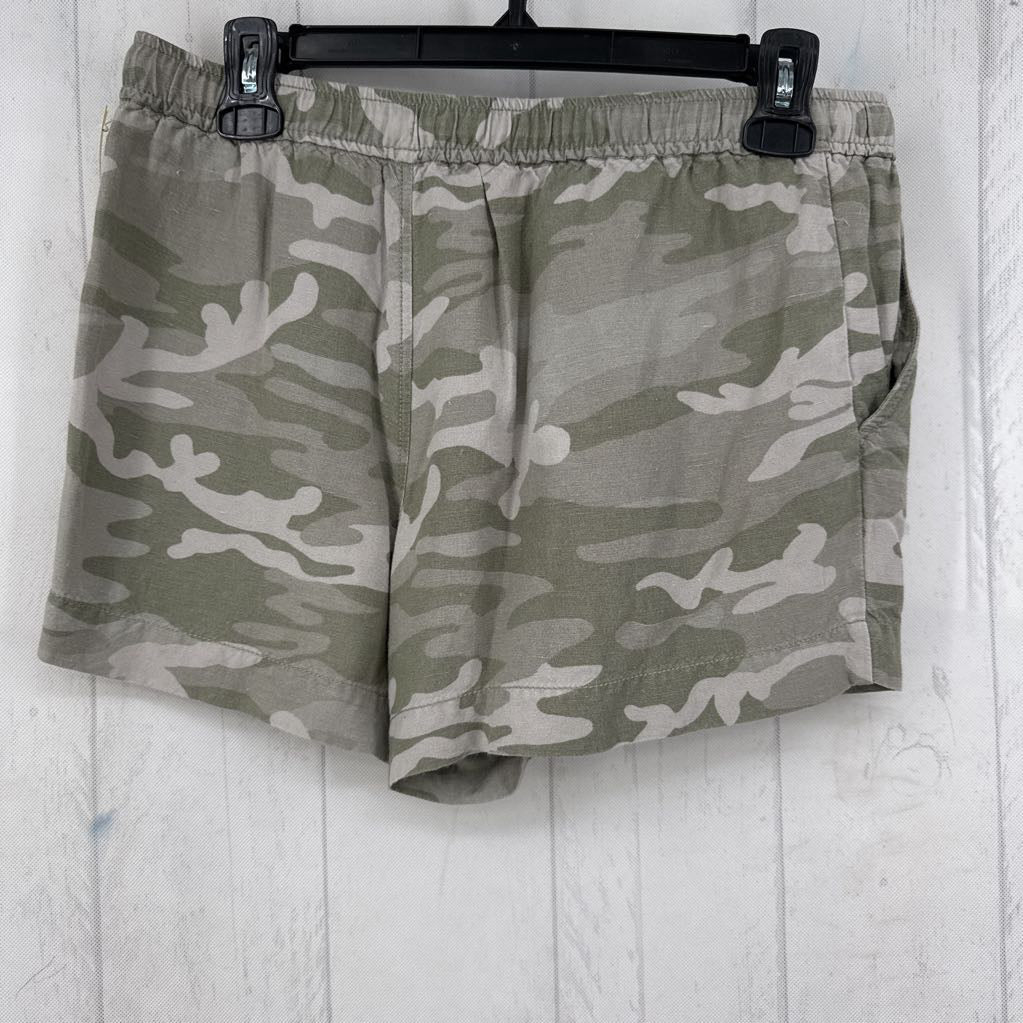 S camo print shorts