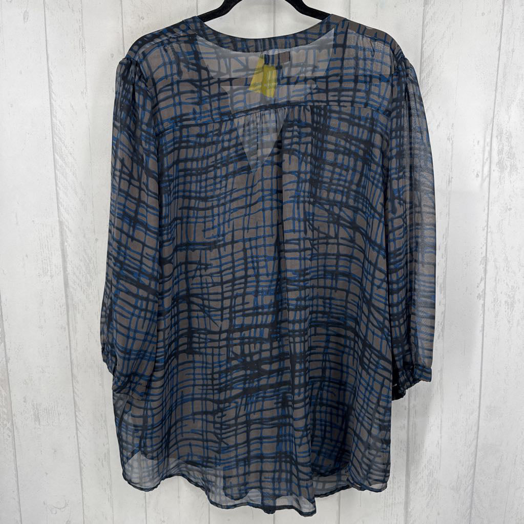 2X printed 1/2 button down 3/4 slv top