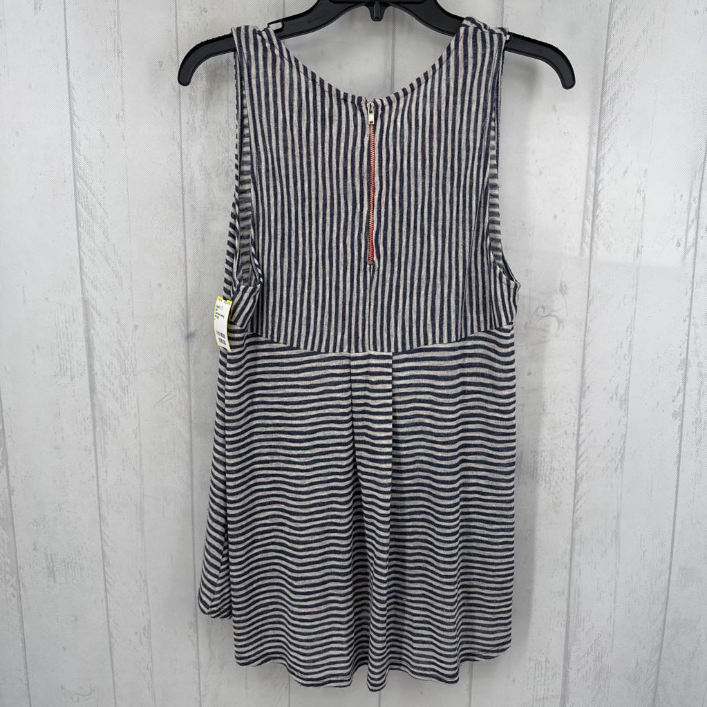 L striped swing tank
