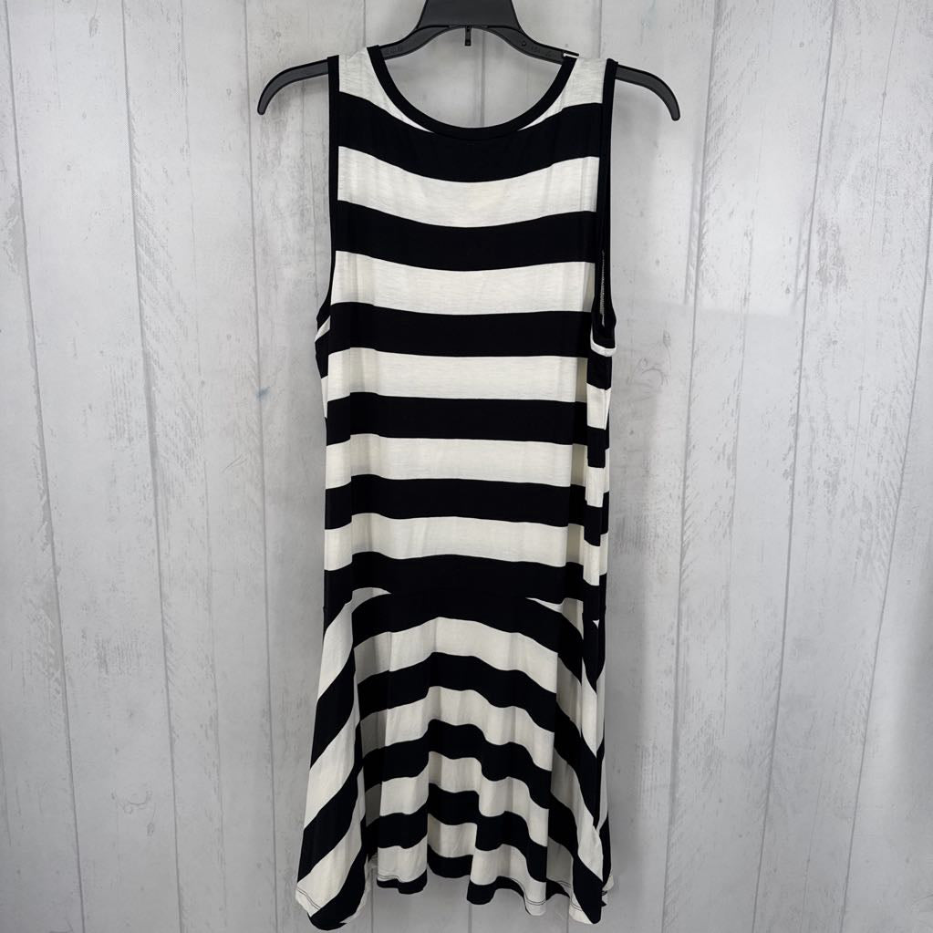 L striped slvls dress