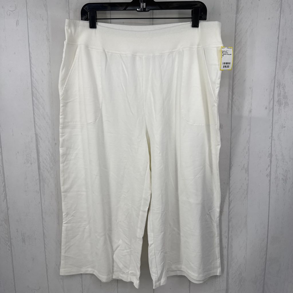 L pull-on crop pant