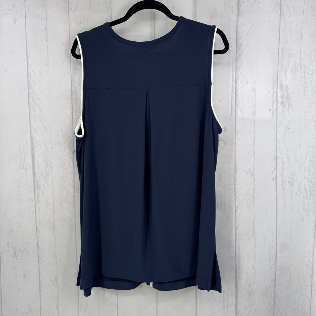 XXL v-neck flowy tank