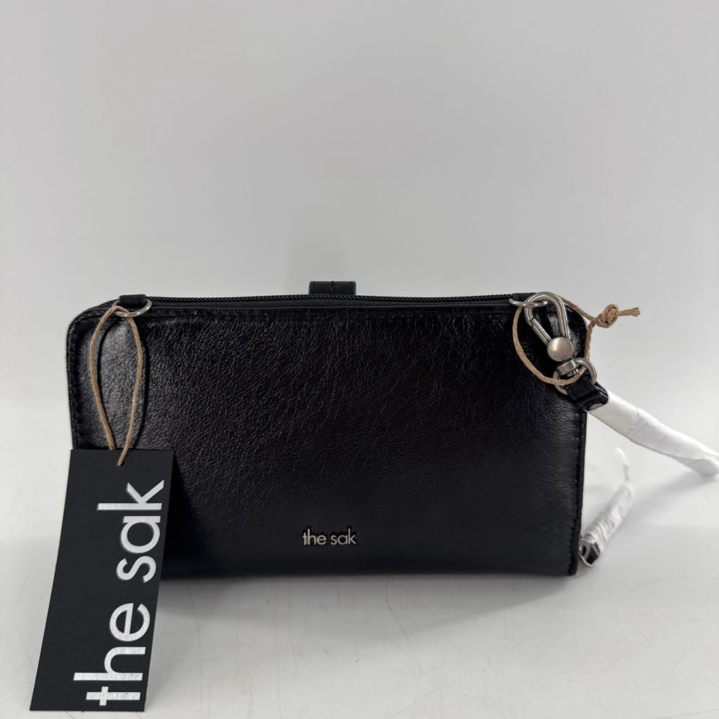 R99 flo embossed wallet/wristlet