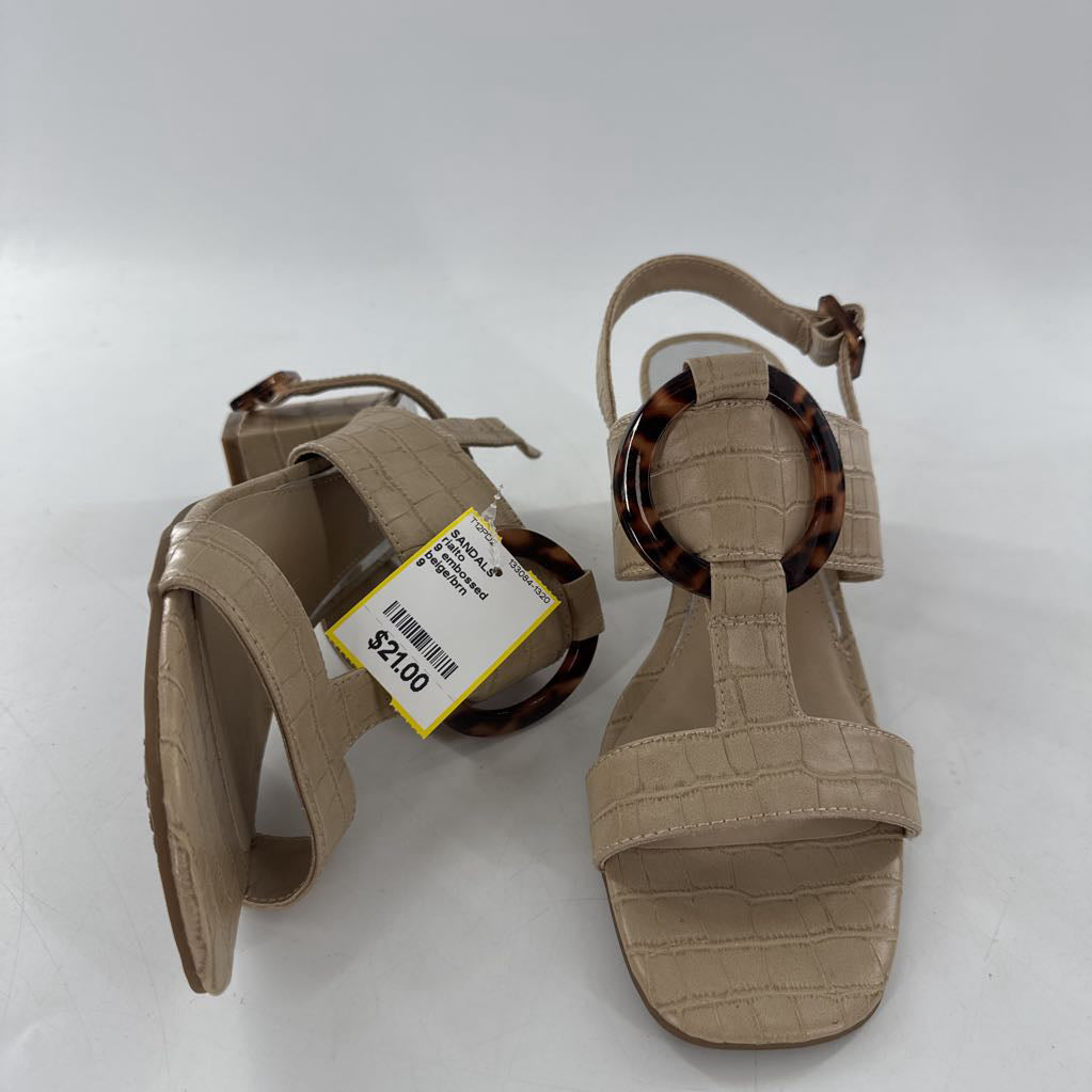 9 embossed tortoise ring sandal