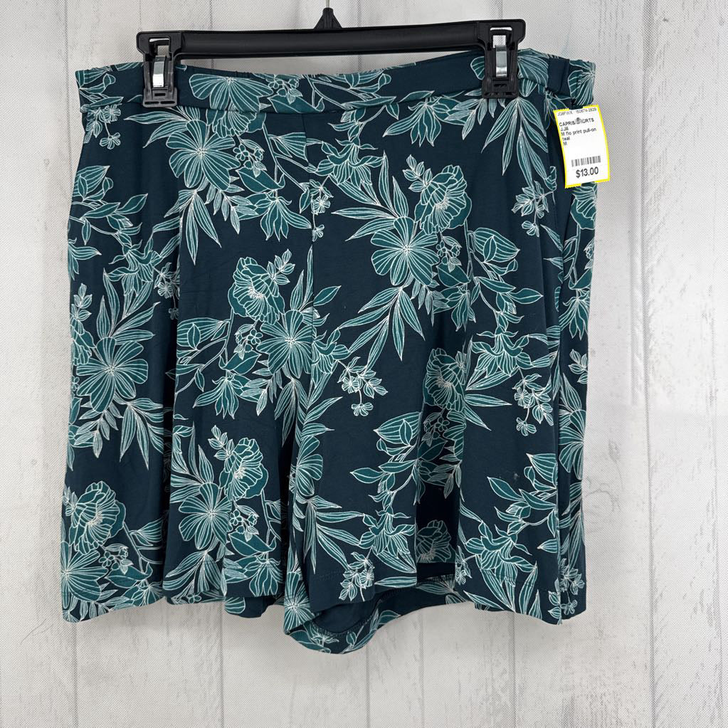 M flo print pull-on shorts