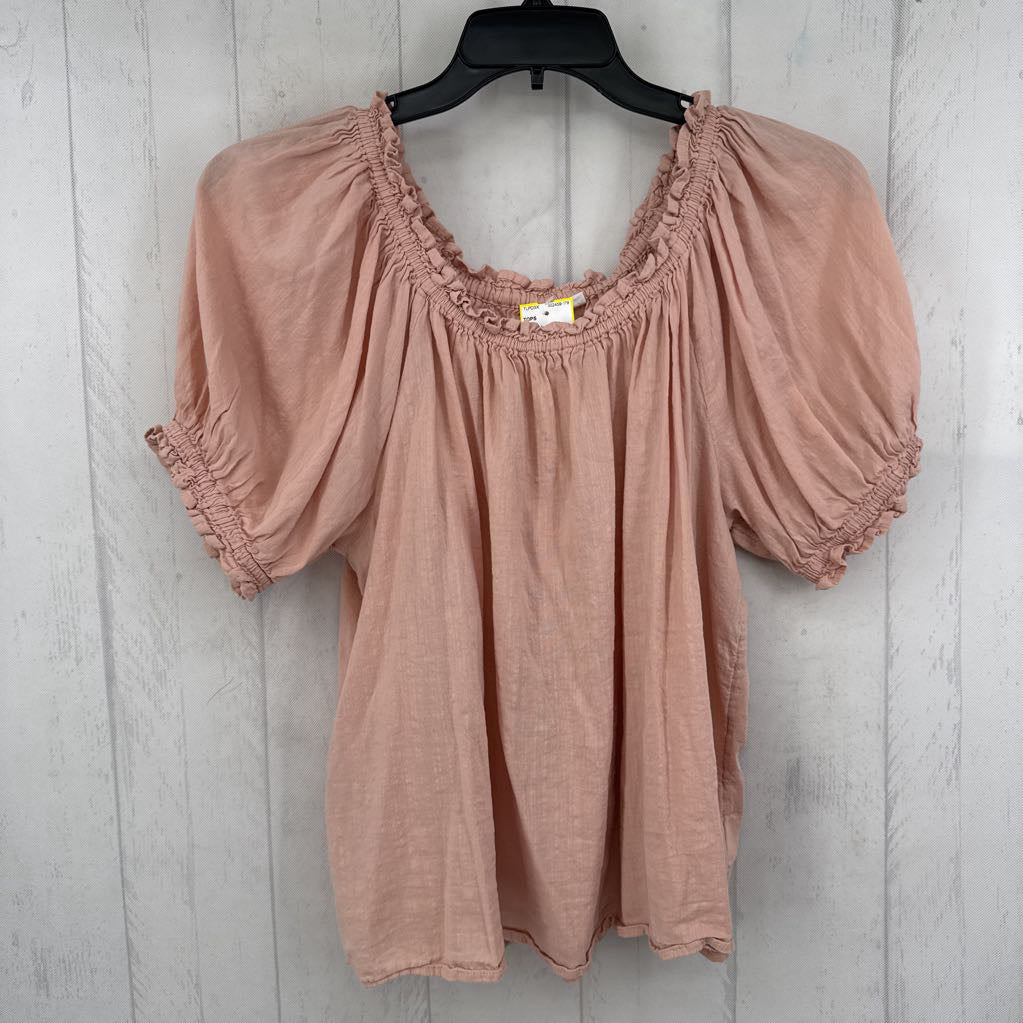 L smocked trim s/s top