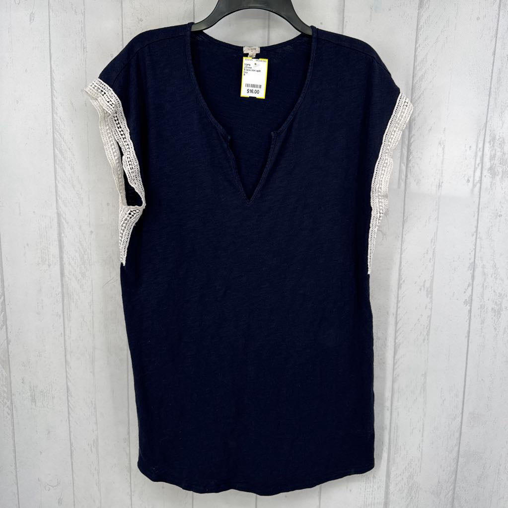 S lace trim split neck s/s top